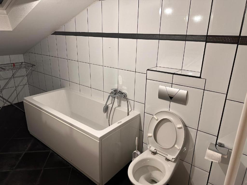 סראייבו Rooms Near The Airport מראה חיצוני תמונה
